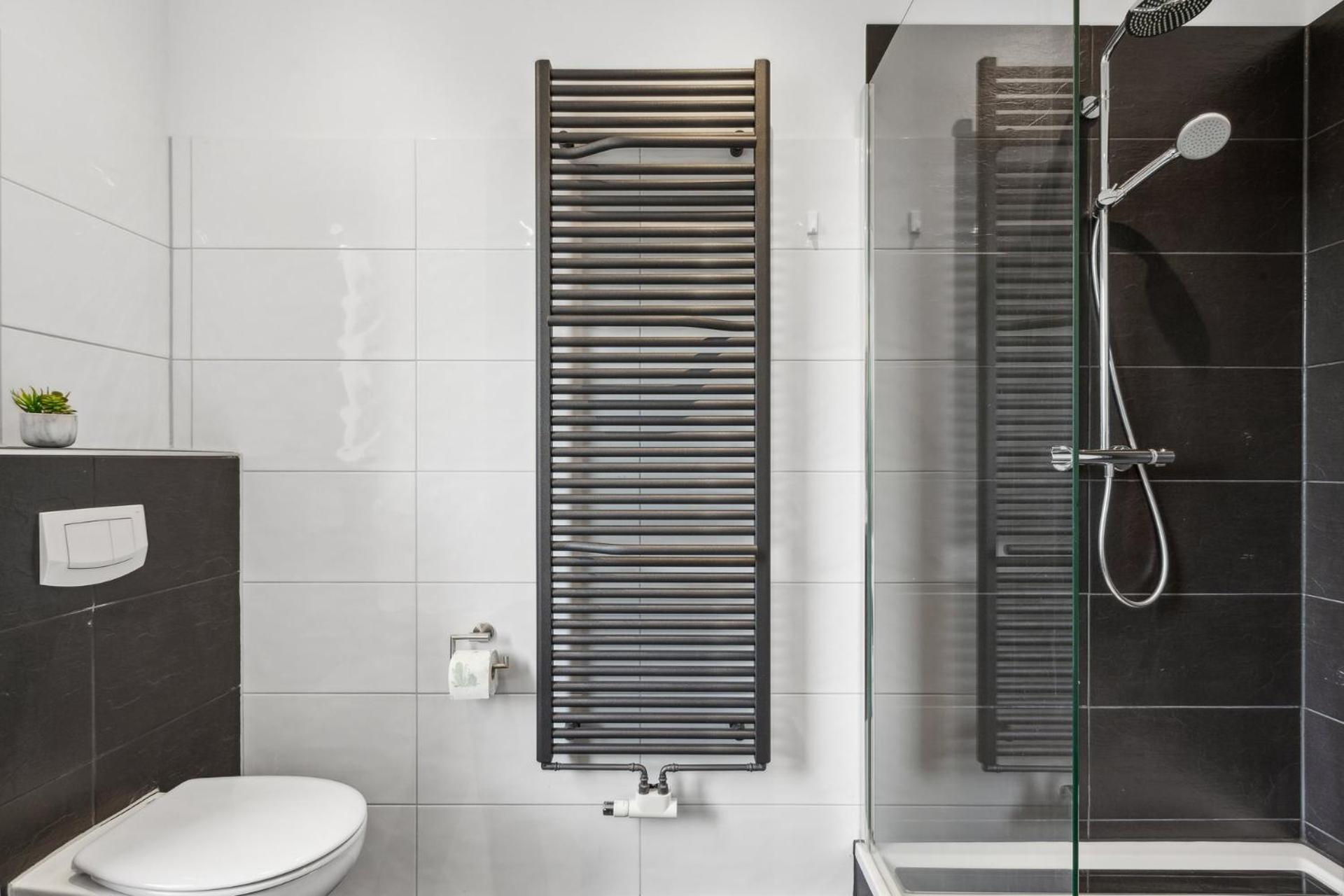 Appartamento Elegant & Bright ~ Near Schalke 04 ~ Office ~ Free Parking! Gelsenkirchen Esterno foto