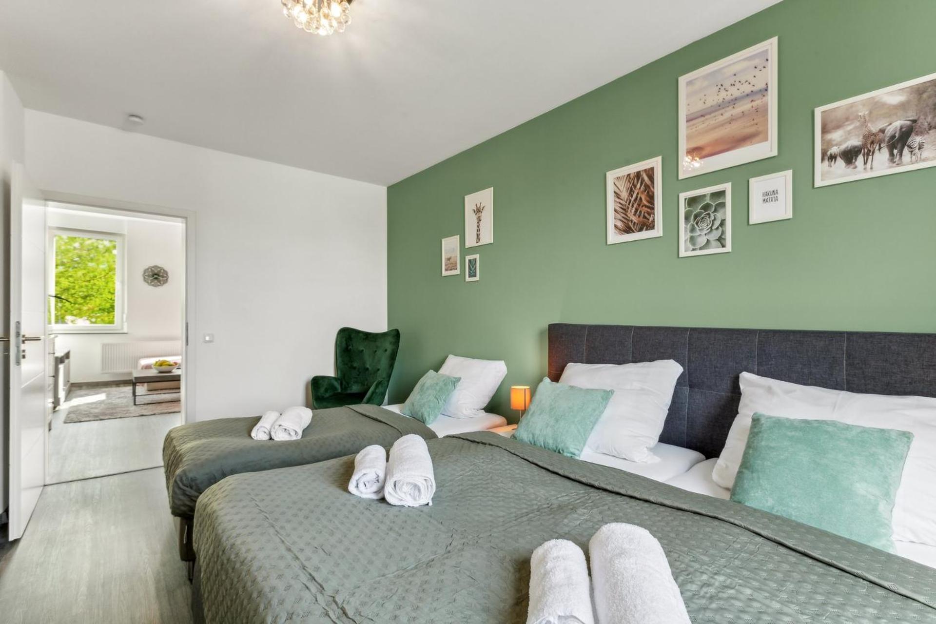 Appartamento Elegant & Bright ~ Near Schalke 04 ~ Office ~ Free Parking! Gelsenkirchen Esterno foto